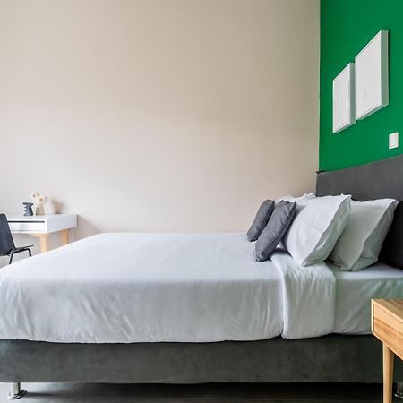 Snug By Zoia Living Apartment Атина Екстериор снимка